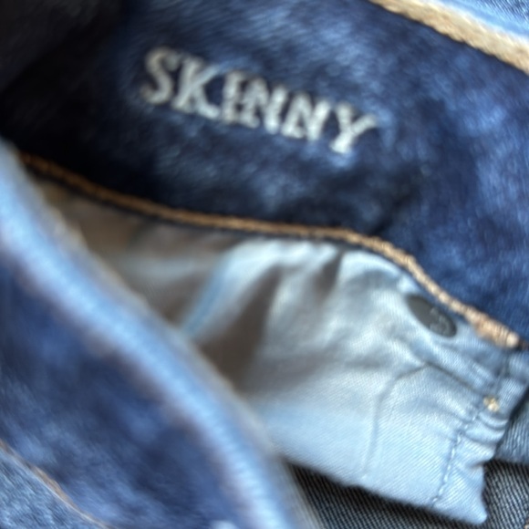 AEO Super Stretch Skinny Jean 4 LONG - Picture 3 of 5